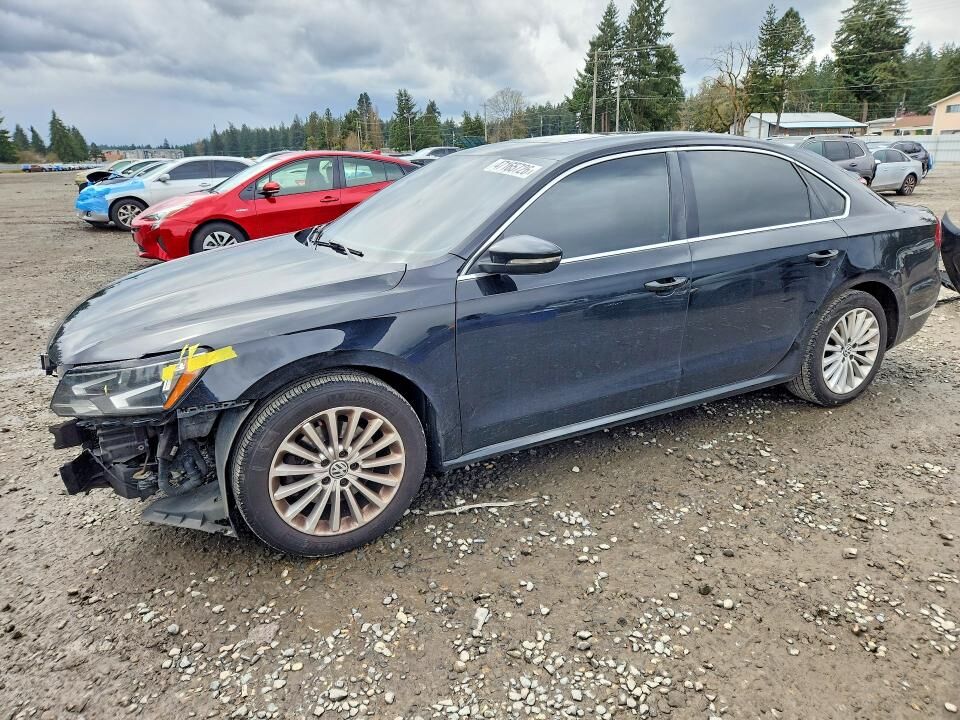 2016 VOLKSWAGEN Passat