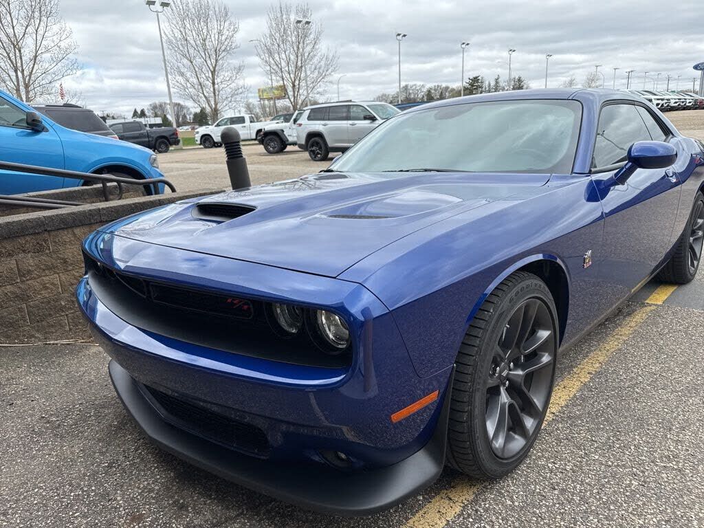 2020 DODGE Challenger