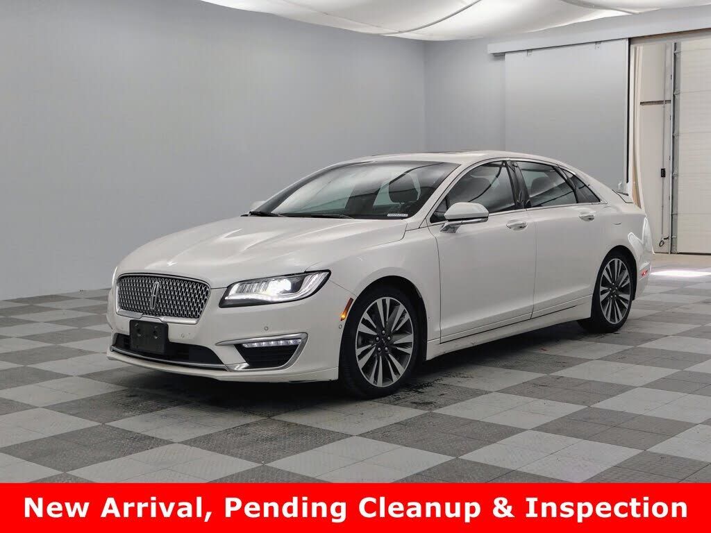 2017 LINCOLN MKZ