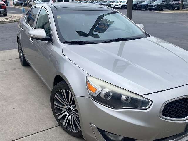 2014 KIA Cadenza