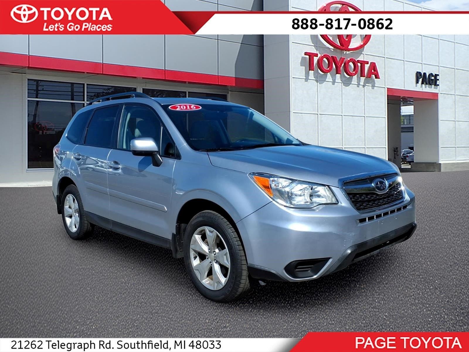 2016 SUBARU Forester