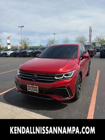 2024 VOLKSWAGEN Tiguan 4Motion