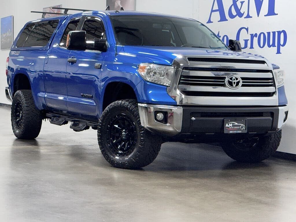2017 TOYOTA Tundra