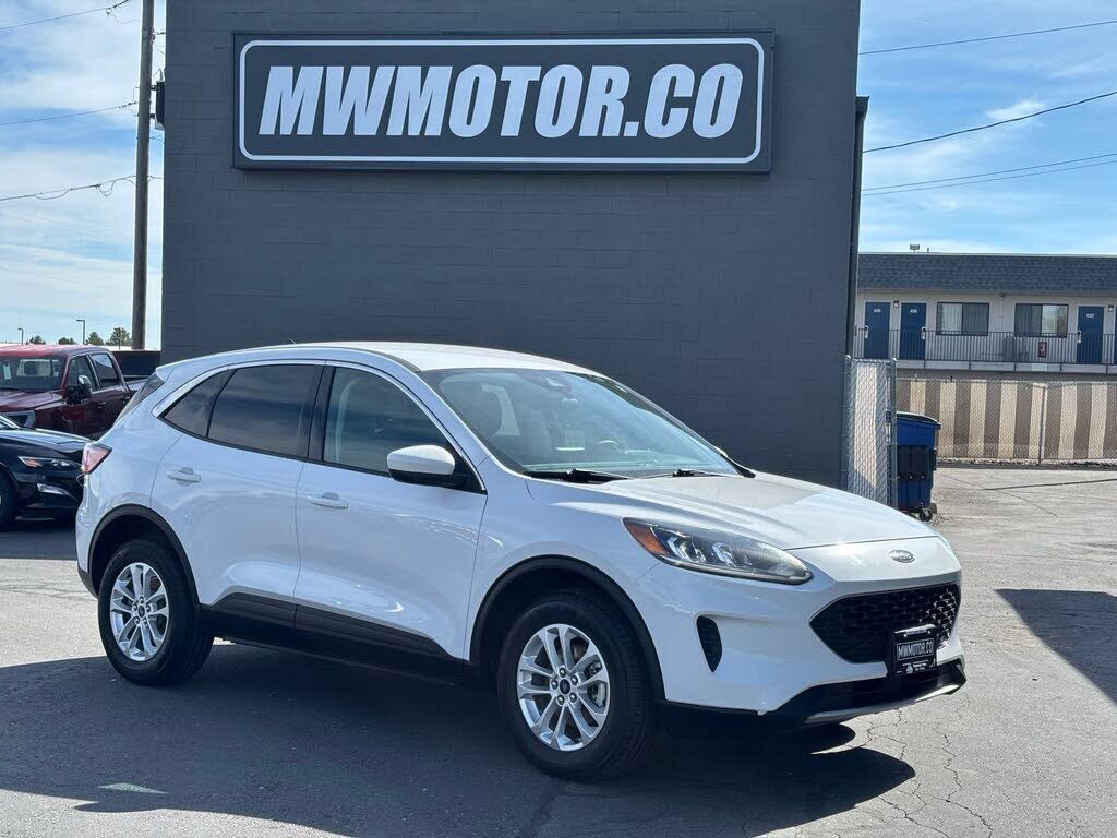 2021 FORD Escape