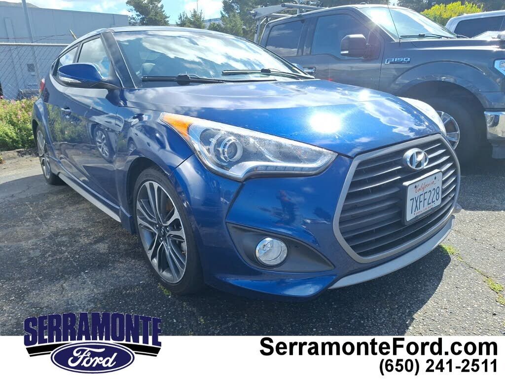 2016 HYUNDAI Veloster