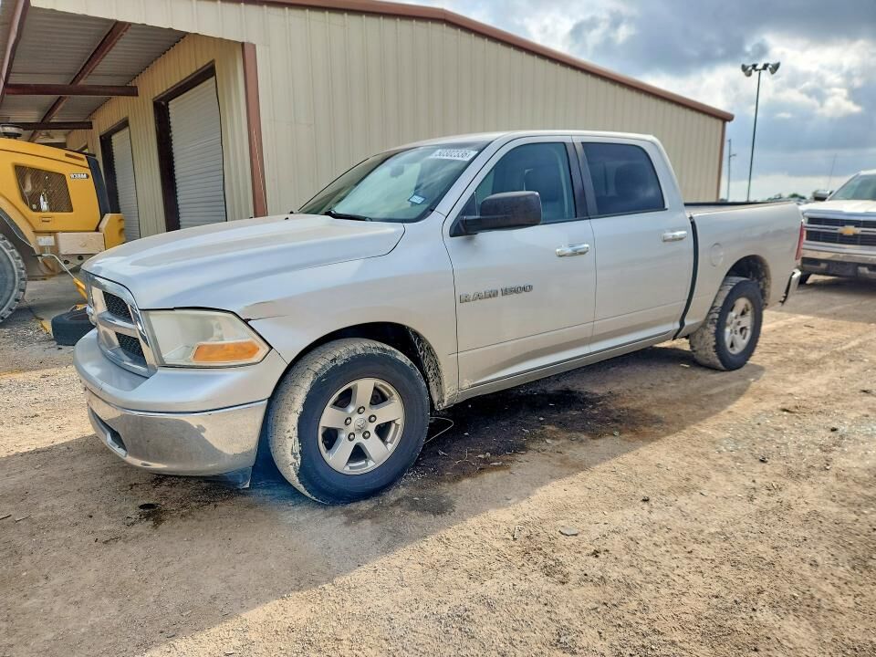 2011 DODGE Ram