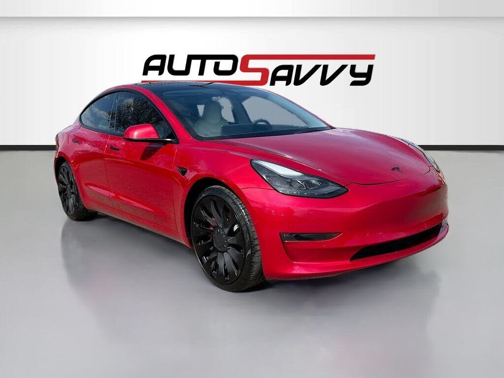 2022 TESLA Model 3