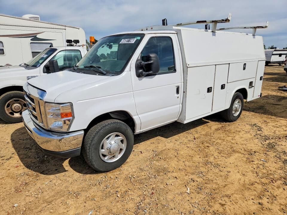 2019 FORD E-350