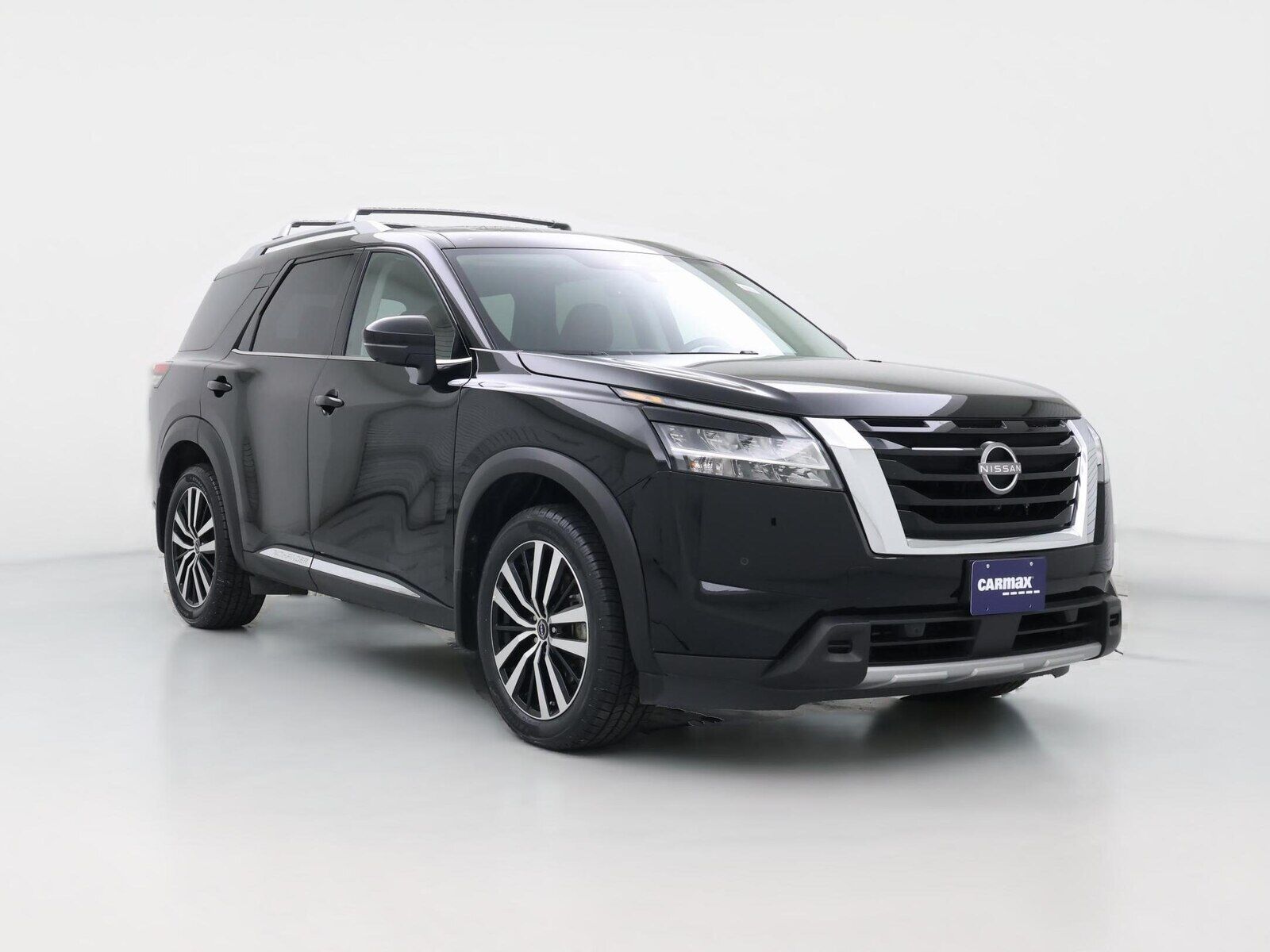 2023 NISSAN Pathfinder