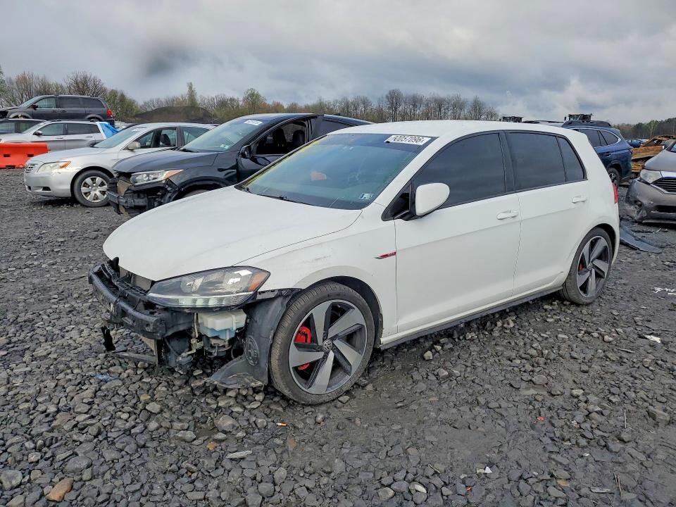 2020 VOLKSWAGEN Golf GTI