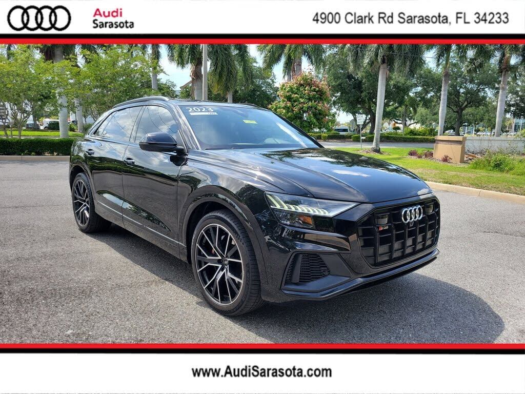 2023 AUDI SQ8