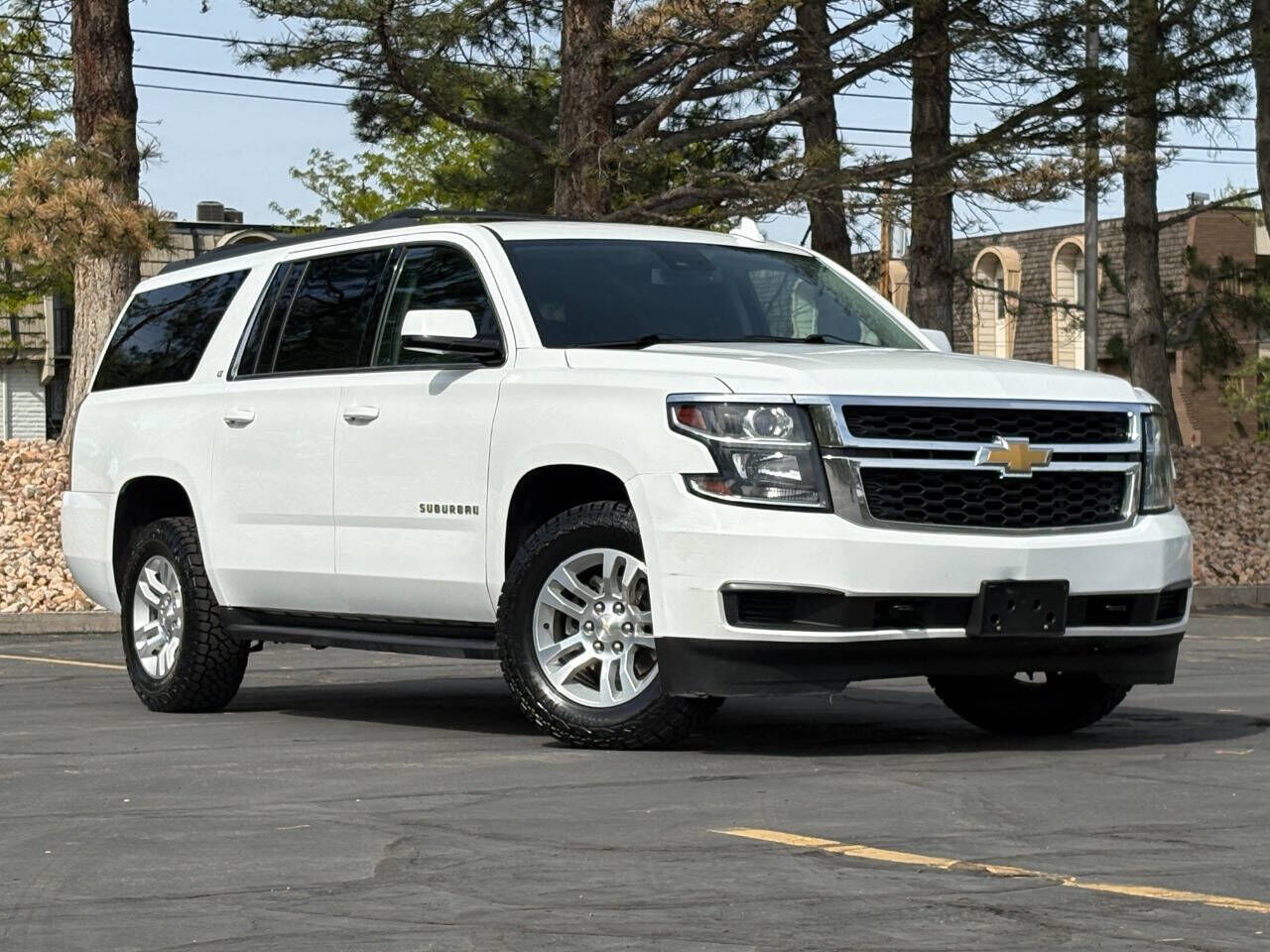 2017 CHEVROLET Suburban