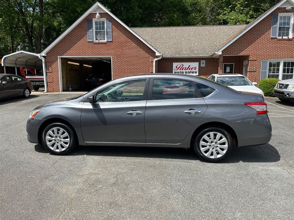 2015 NISSAN Sentra