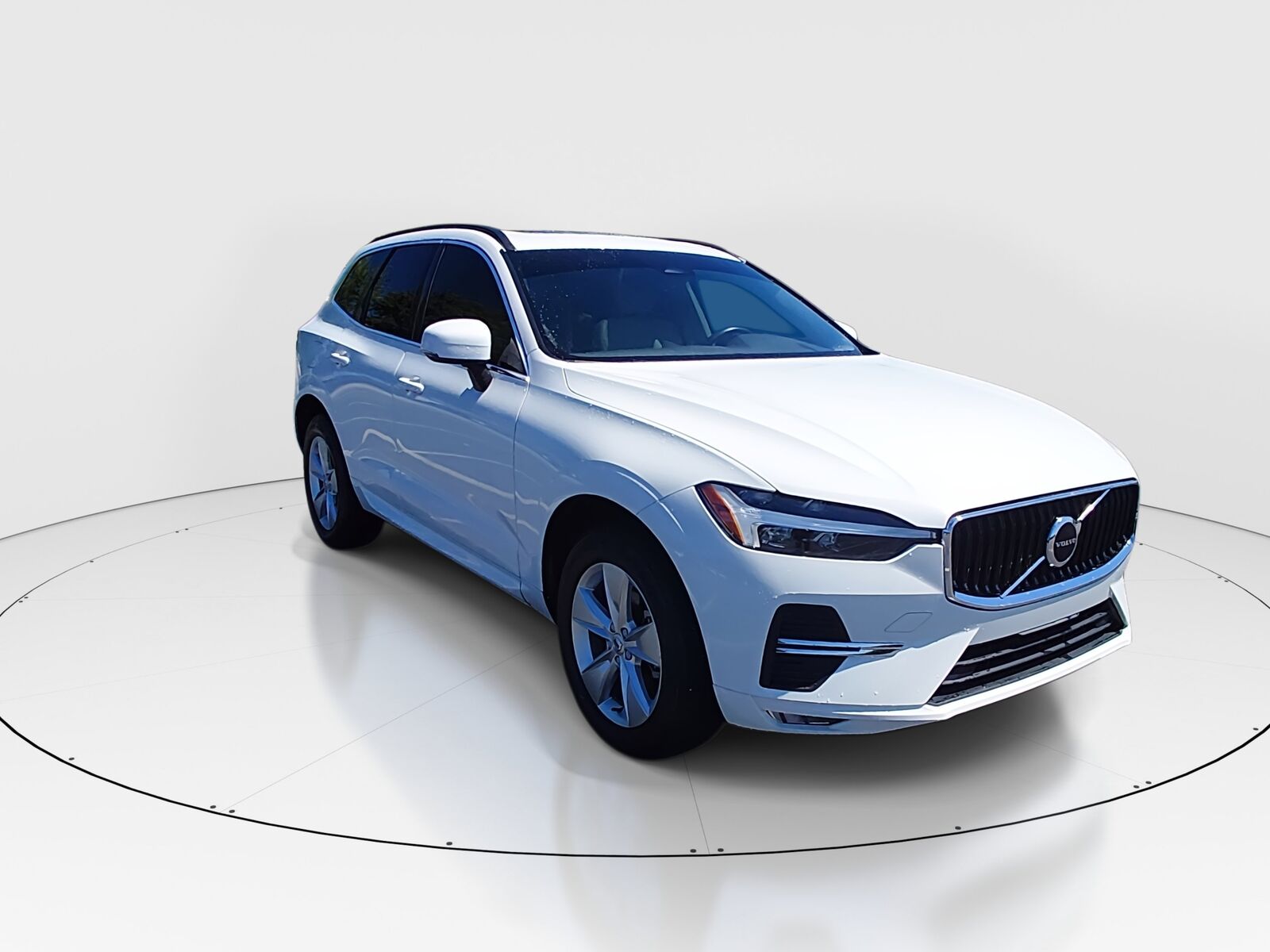 2022 VOLVO XC60