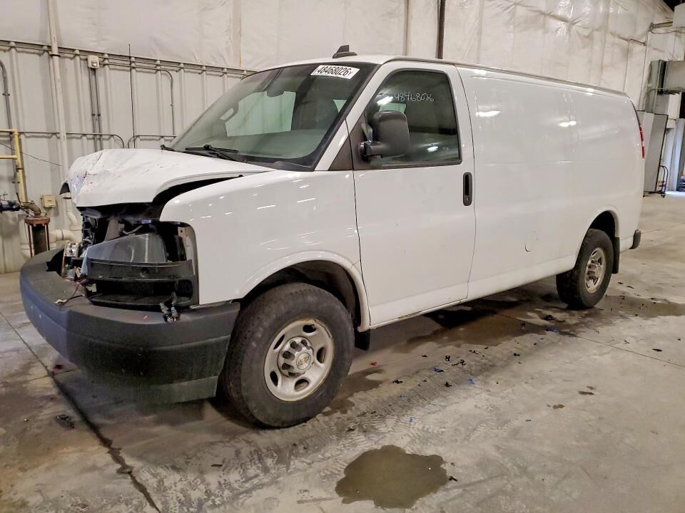2020 CHEVROLET Express