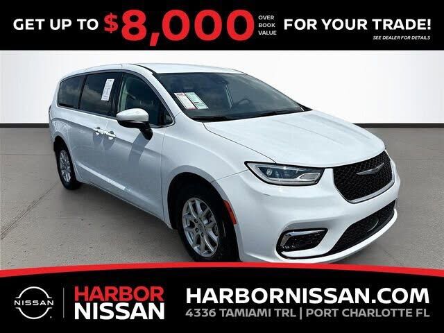 2023 CHRYSLER Pacifica