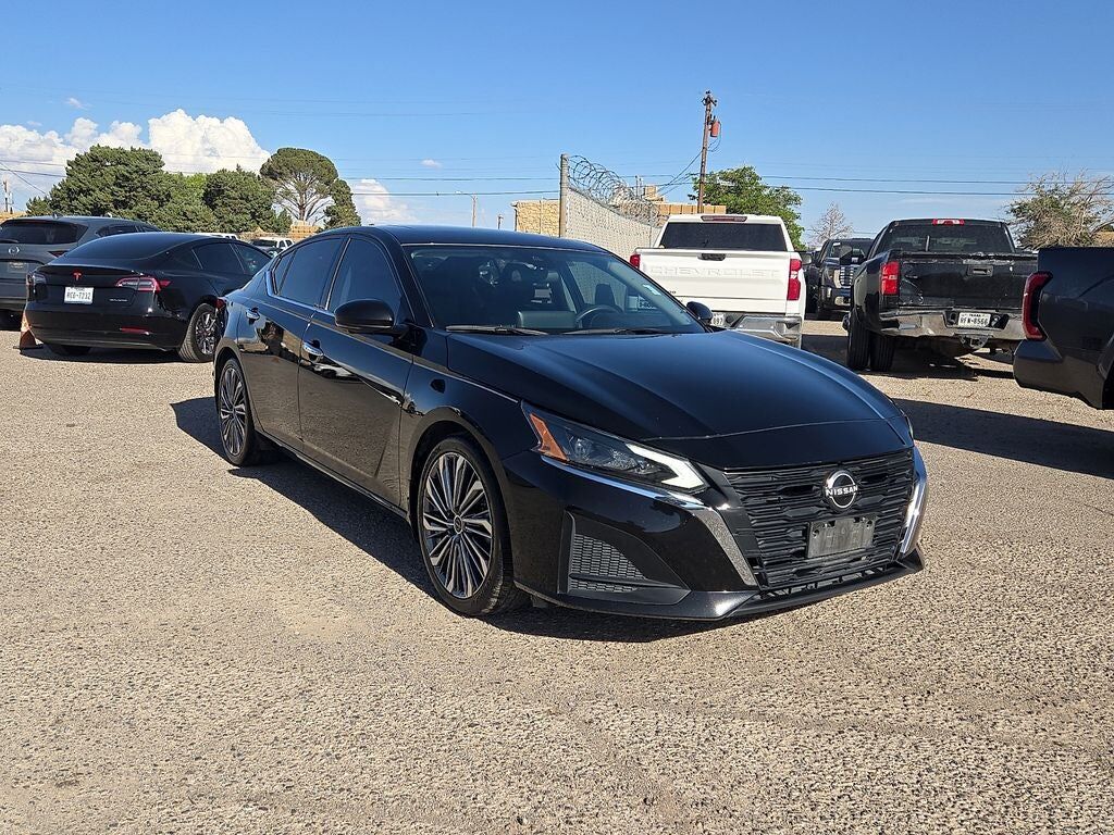2024 NISSAN Altima