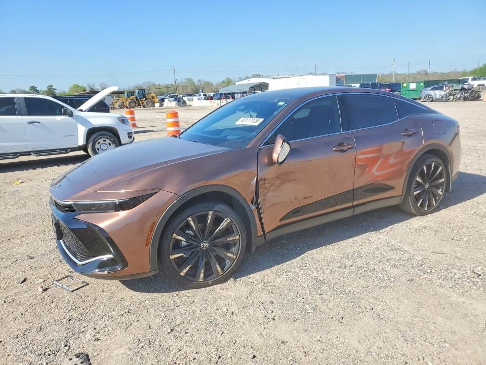 2025 TOYOTA CROWN