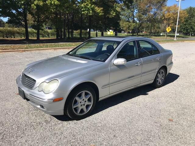 2004 MERCEDES-BENZ C-Class