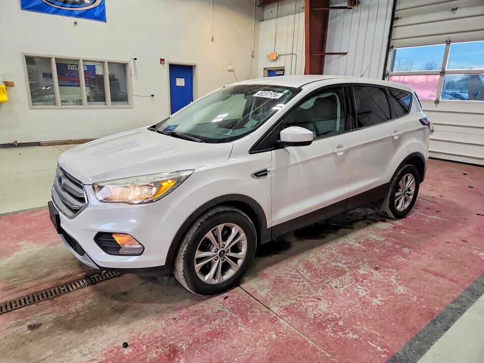 2017 FORD Escape