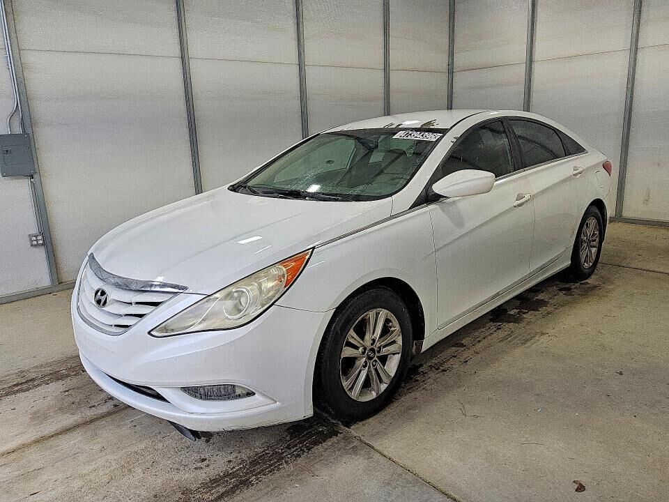 2013 HYUNDAI Sonata