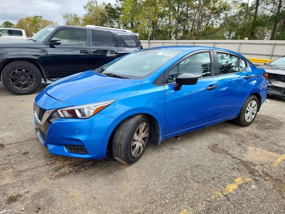 2020 NISSAN Versa