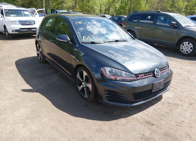 2017 VOLKSWAGEN Golf GTI