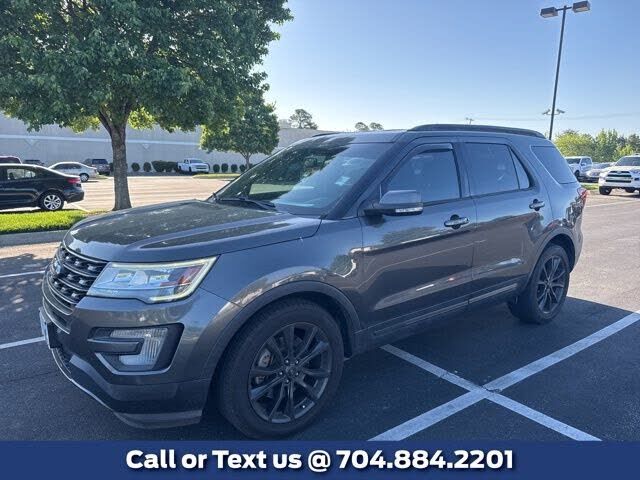 2017 FORD Explorer