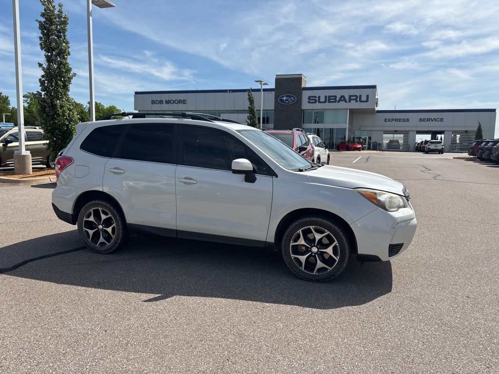 2014 SUBARU Forester