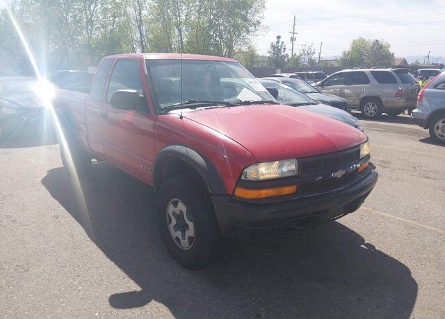 2001 CHEVROLET S-10 Pickup