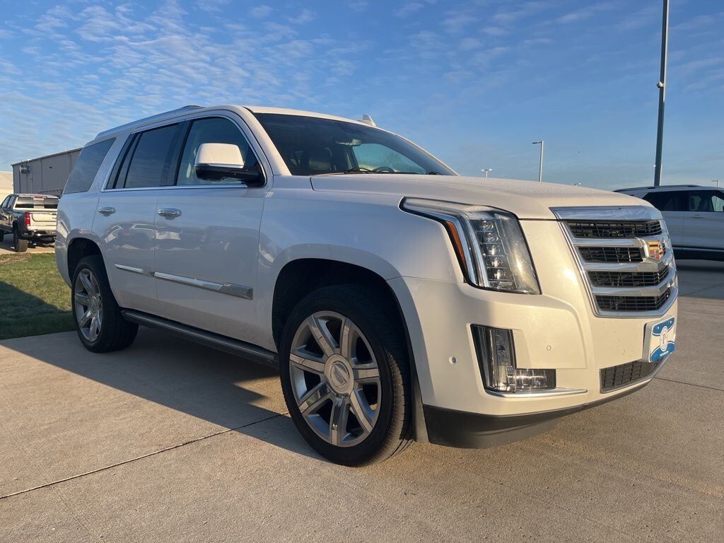 2019 CADILLAC Escalade