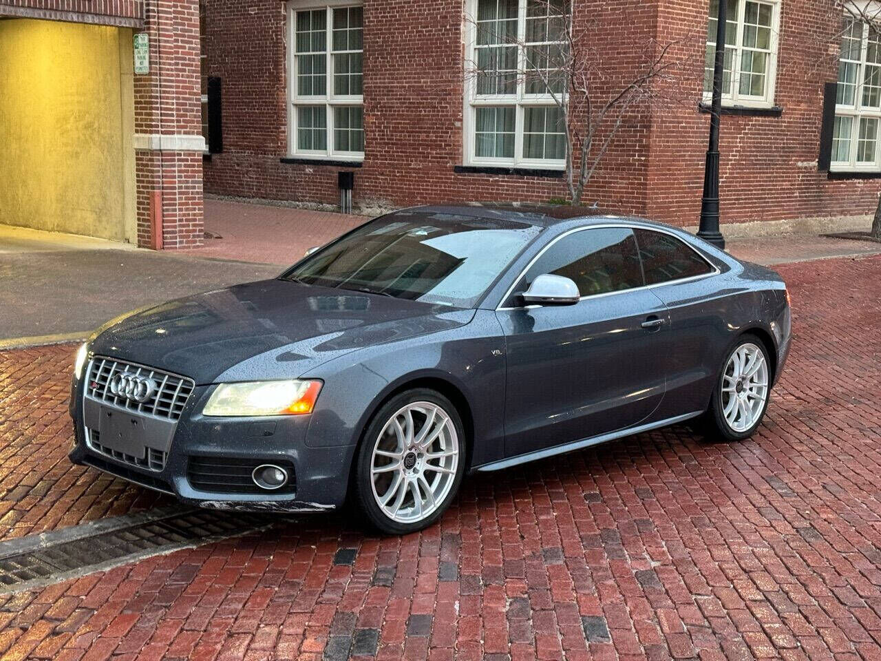 2009 AUDI S5