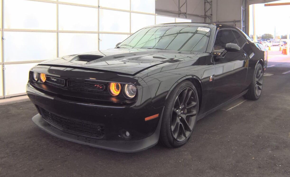 2020 DODGE Challenger