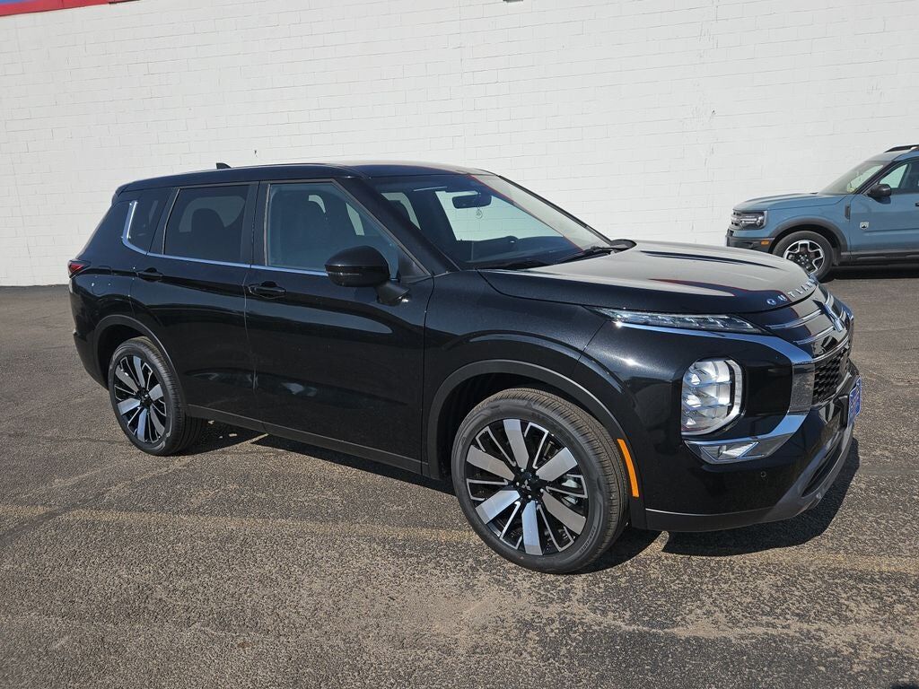 2025 MITSUBISHI Outlander
