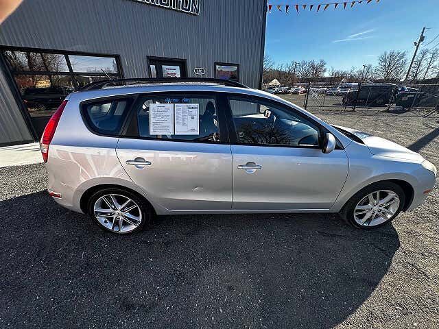 2010 HYUNDAI Elantra Touring