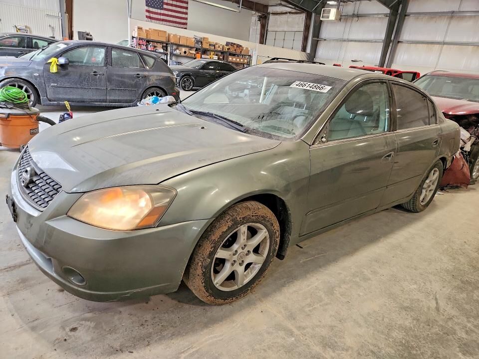 2005 NISSAN Altima