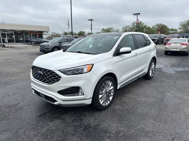 2023 FORD Edge