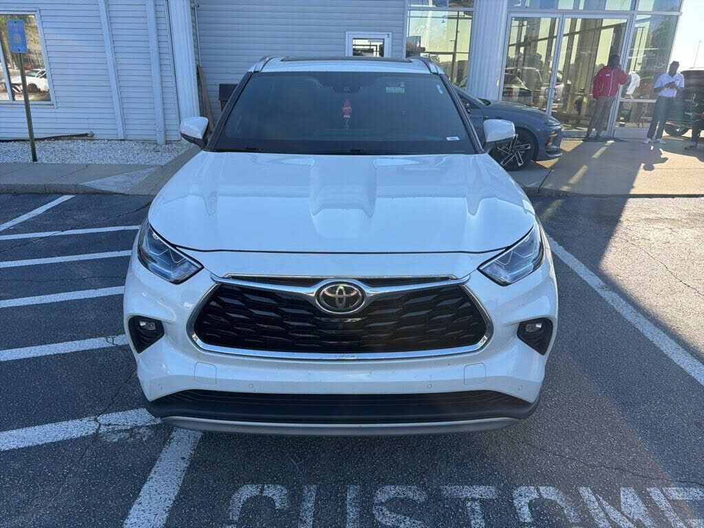 2020 TOYOTA Highlander