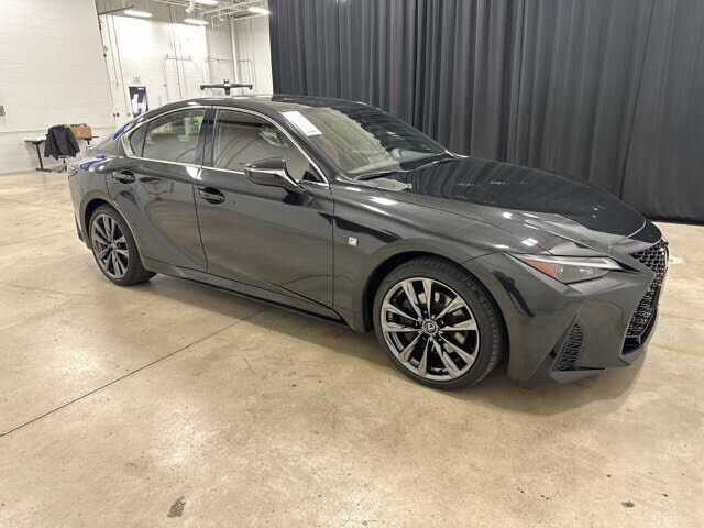 2023 LEXUS IS