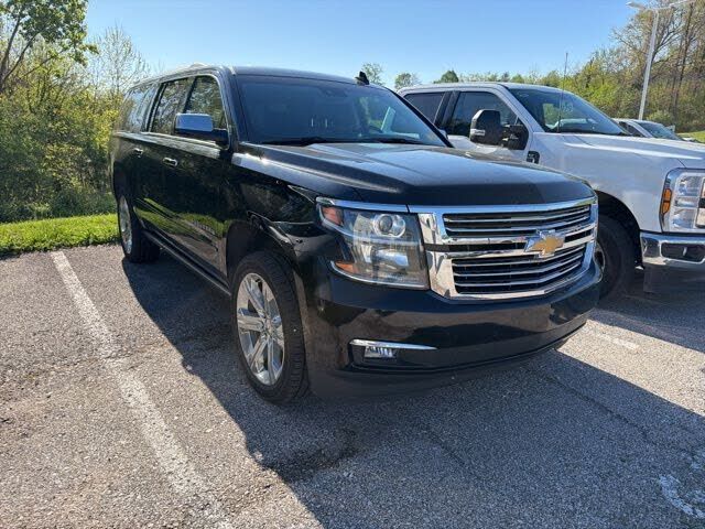 2018 CHEVROLET Suburban