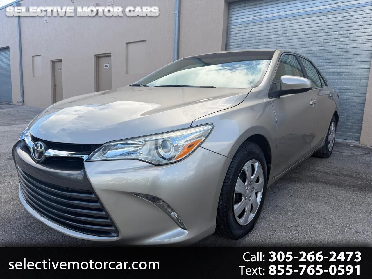 2015 TOYOTA Camry