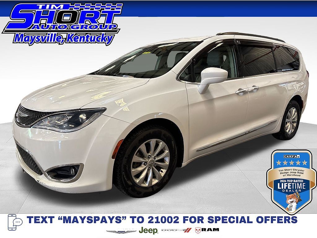 2017 CHRYSLER Pacifica