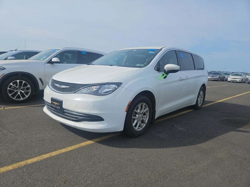 2017 CHRYSLER Pacifica