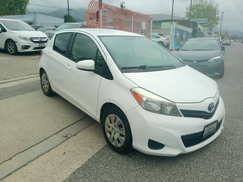 2014 TOYOTA Yaris