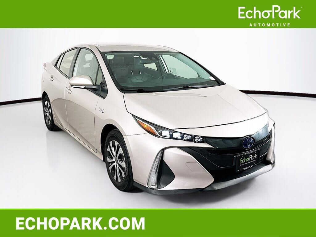2021 TOYOTA Prius