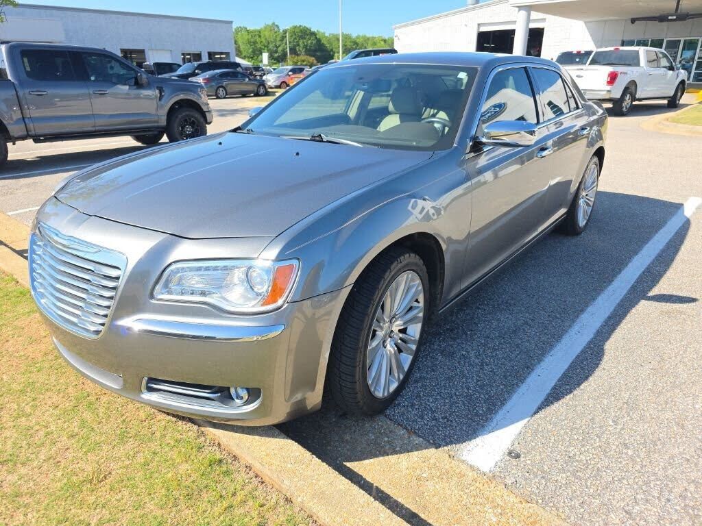 2011 CHRYSLER 300C