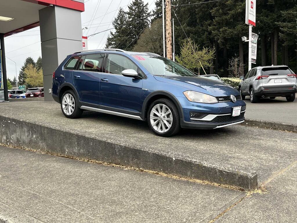 2017 VOLKSWAGEN Golf Alltrack