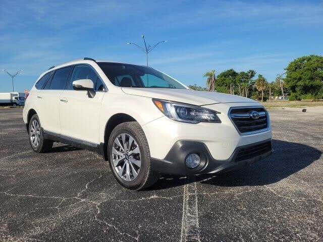 2018 SUBARU Outback