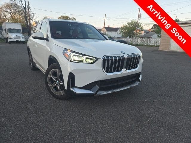 2025 BMW X1