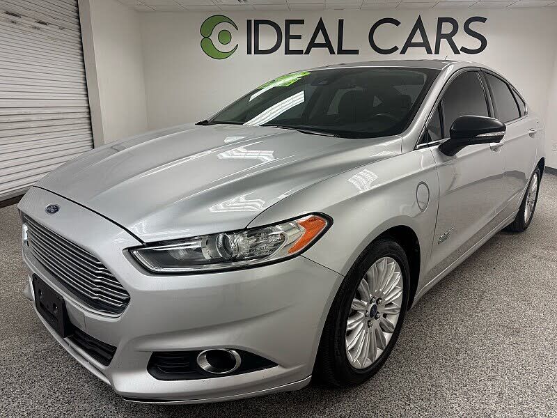 2013 FORD Fusion